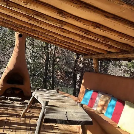 Omaya Fairytale House بيت ضيافة